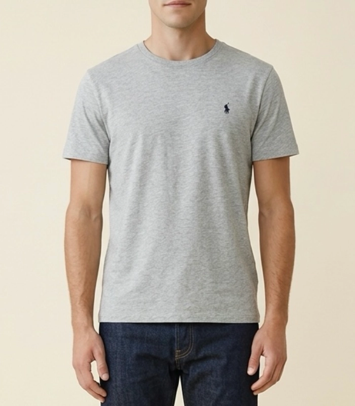 gray crewneck t-shirt